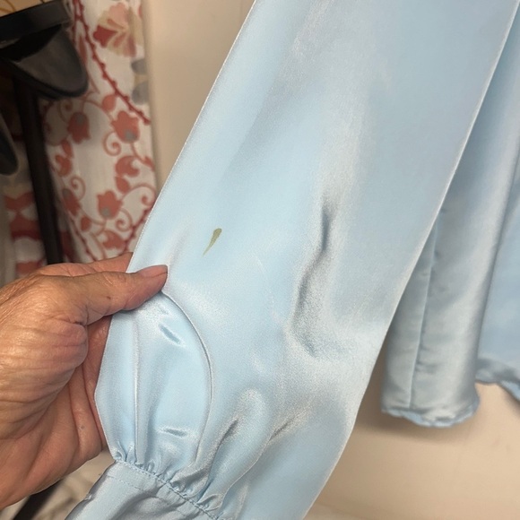 Jaclyn Smith Sky Blue Satin Blouse - Picture 10 of 12